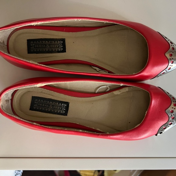 Deena & Ozzy pointy toe flats - Picture 2 of 6